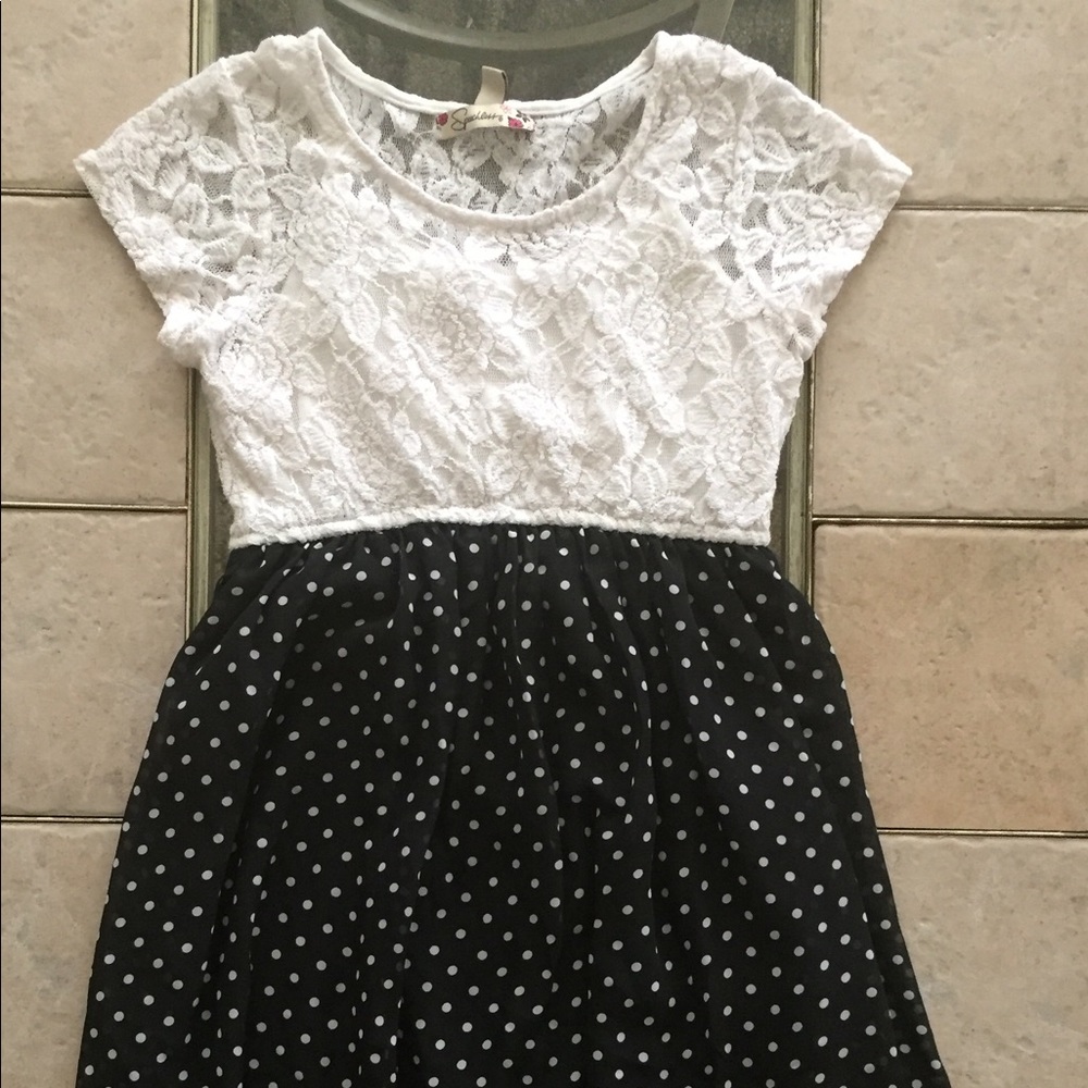 Girls dress